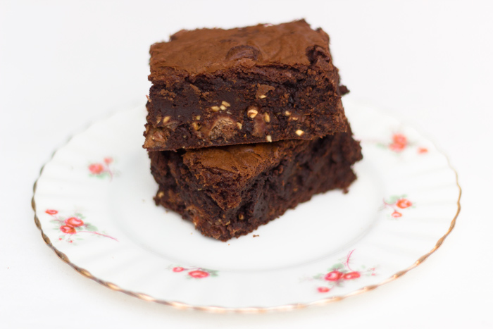 brownies-on-plate-700