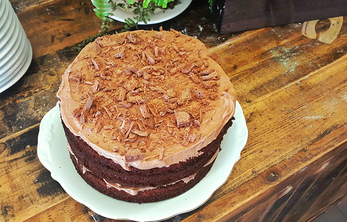 Easy Ultimate Chocolate Cake Recipe