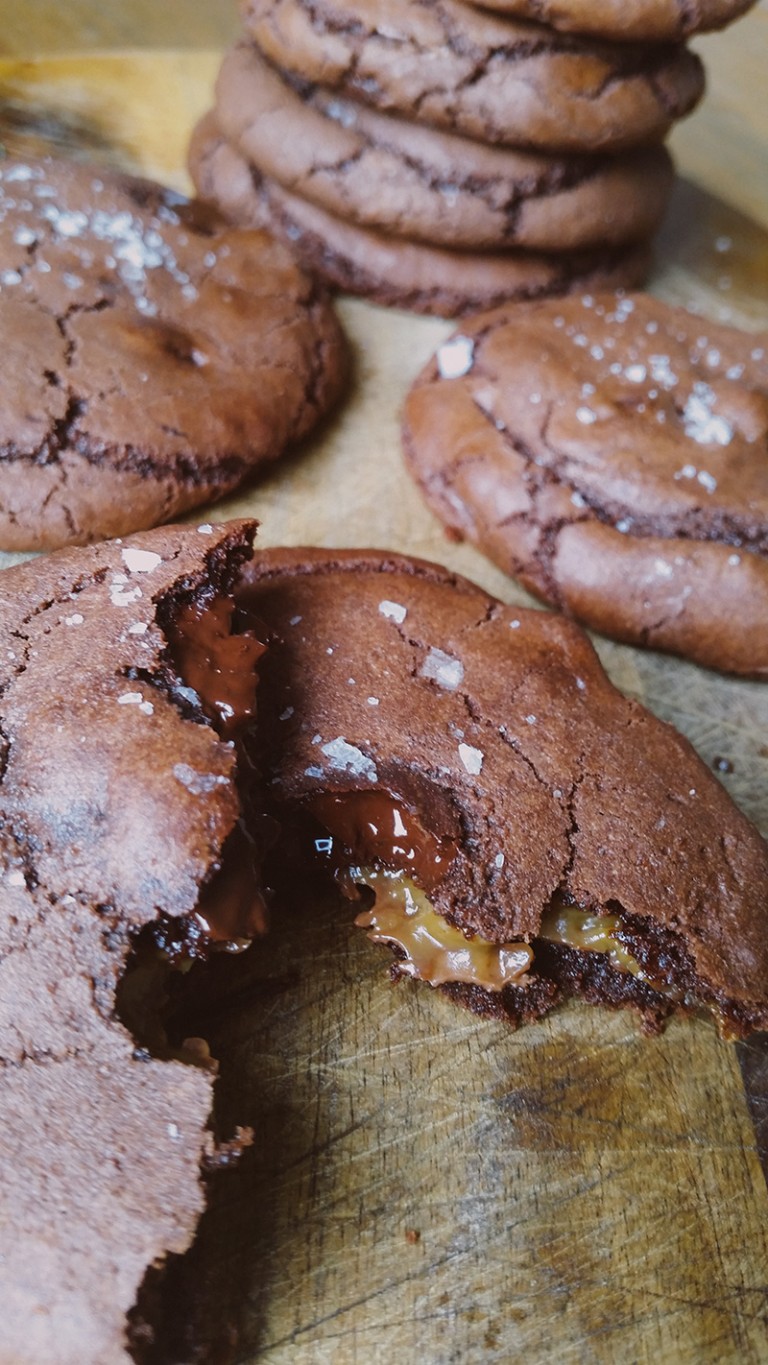 Nutella and Salted Caramel stuffed chocolate chip cookies Sunday Baking